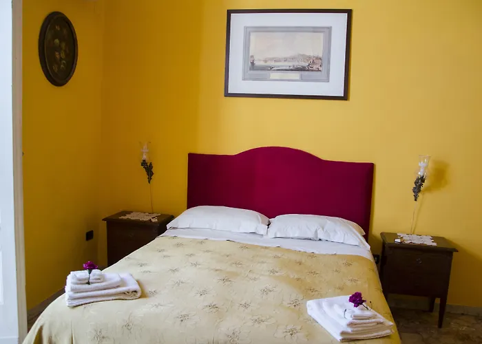 فندق مبيت وإفطار A Casa Di Mamma نابولي