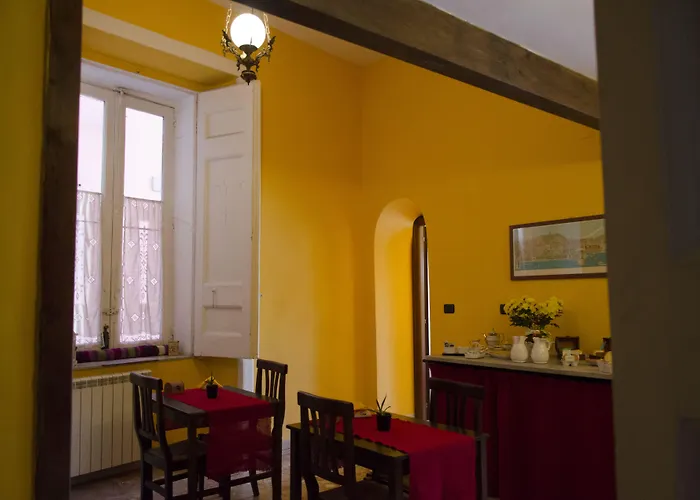فندق مبيت وإفطار A Casa Di Mamma نابولي